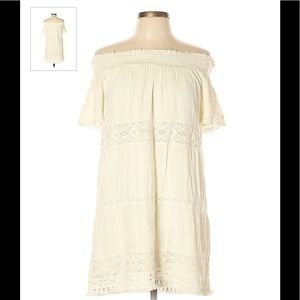 Cream-colored off-the-shoulder dress sz S
